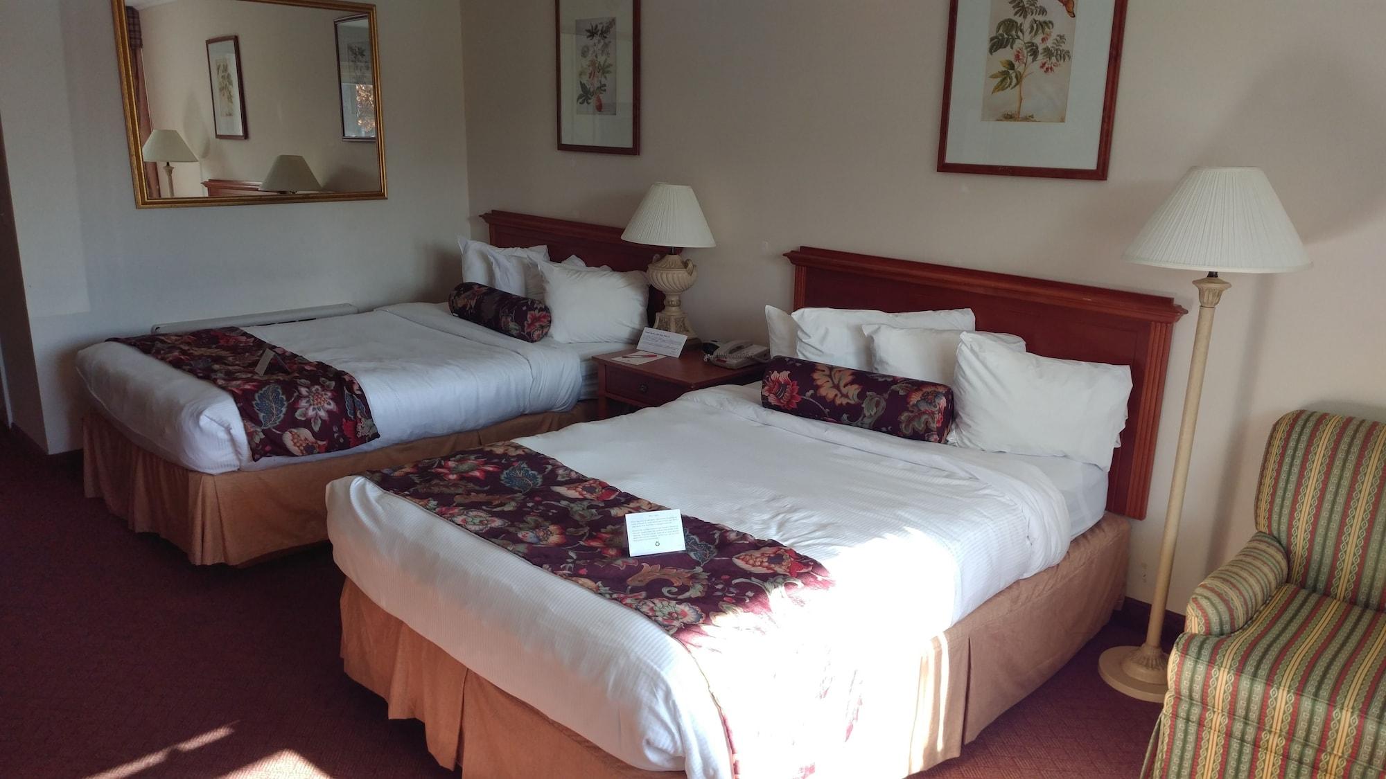 Fort William Henry Hotel Lake George Buitenkant foto