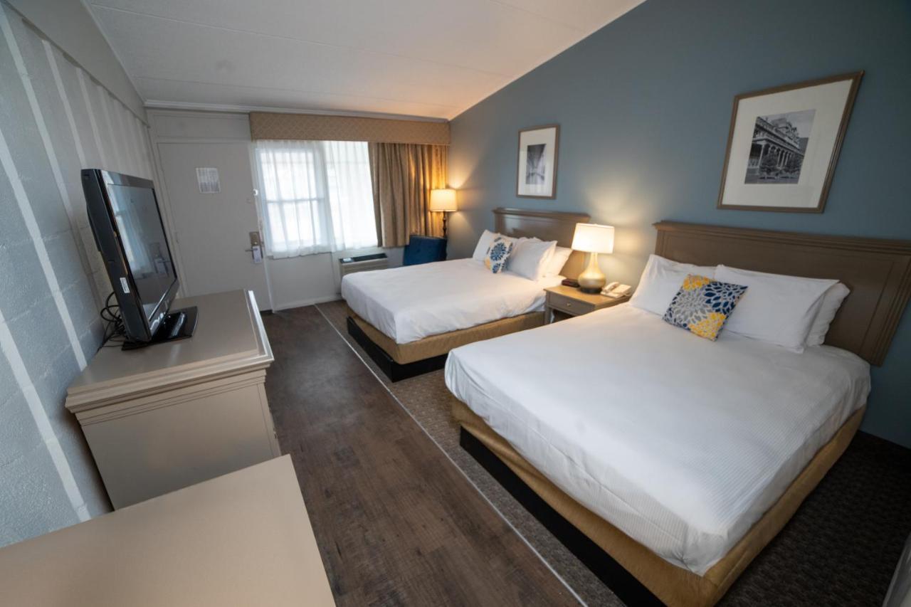 Fort William Henry Hotel Lake George Buitenkant foto