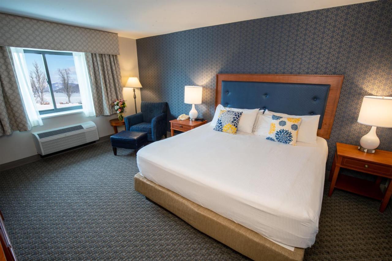 Fort William Henry Hotel Lake George Buitenkant foto