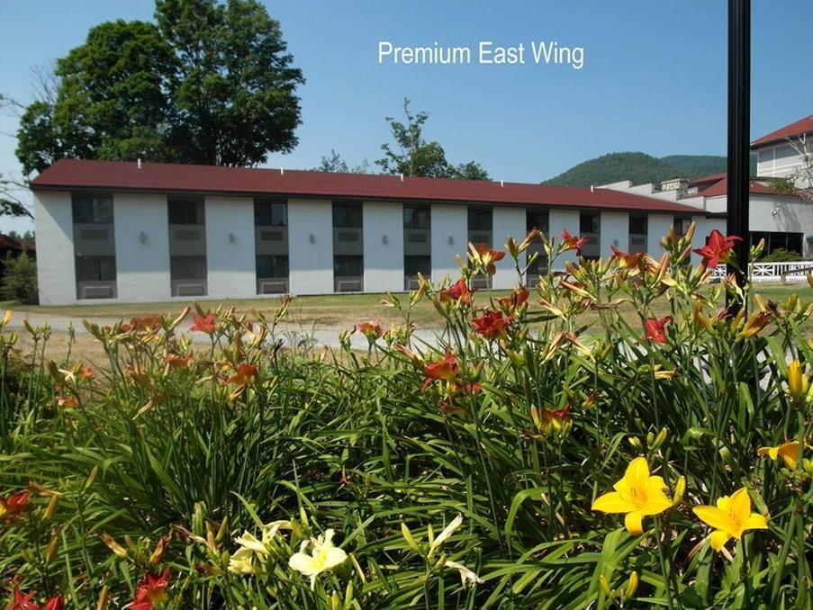 Fort William Henry Hotel Lake George Buitenkant foto