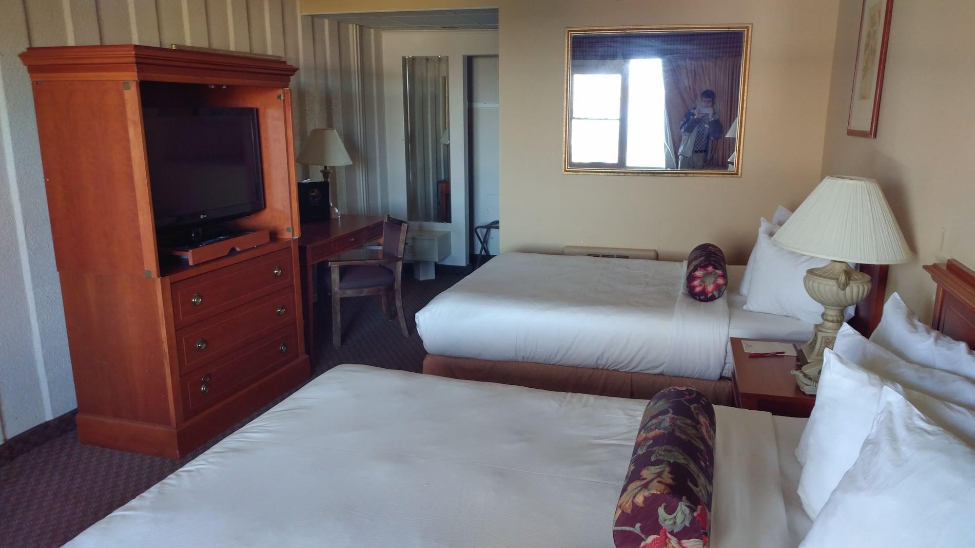 Fort William Henry Hotel Lake George Buitenkant foto